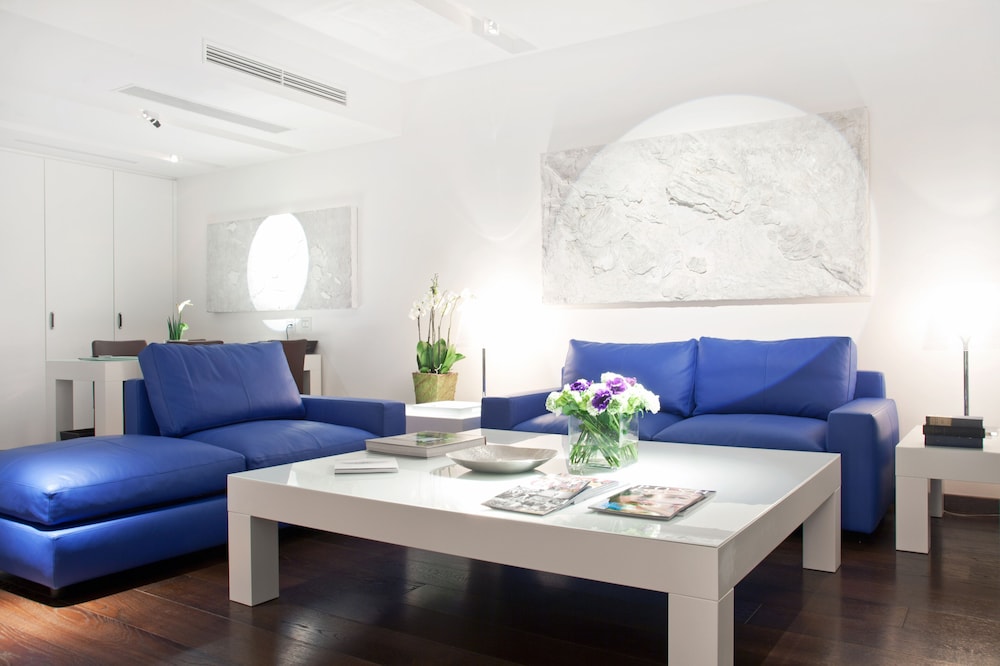 Prestige Suite photo 1