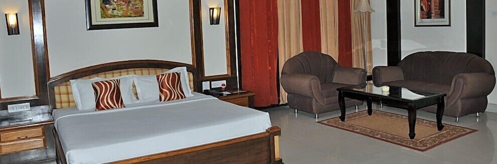 Executive Room - Photo 3