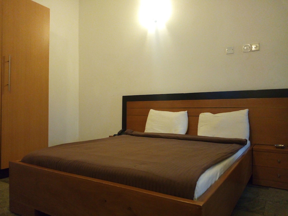 Standard Room photo 2