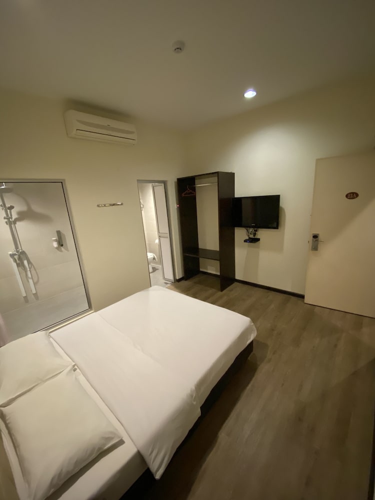 Executive Queen Room