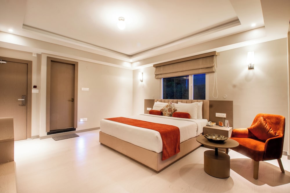 Luxury View Room with Balcony