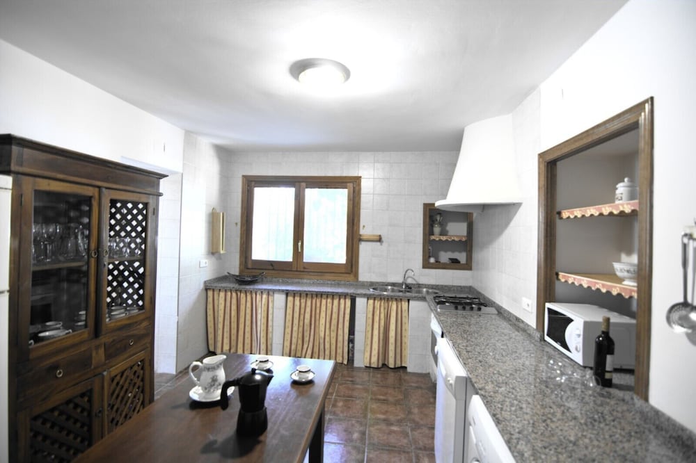 Villa, 5 Bedrooms, Private Pool photo 3