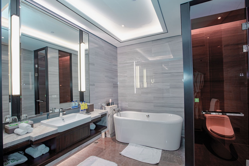 Suite, 1 Bedroom (High Floor) photo 1