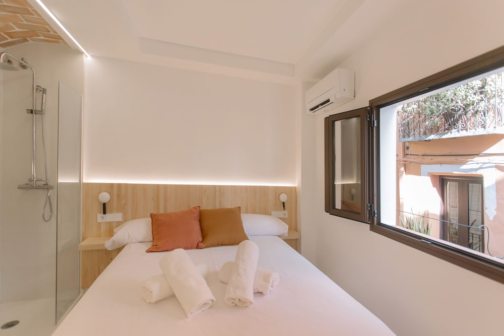 Comfort Duplex, Ensuite - Photo 2