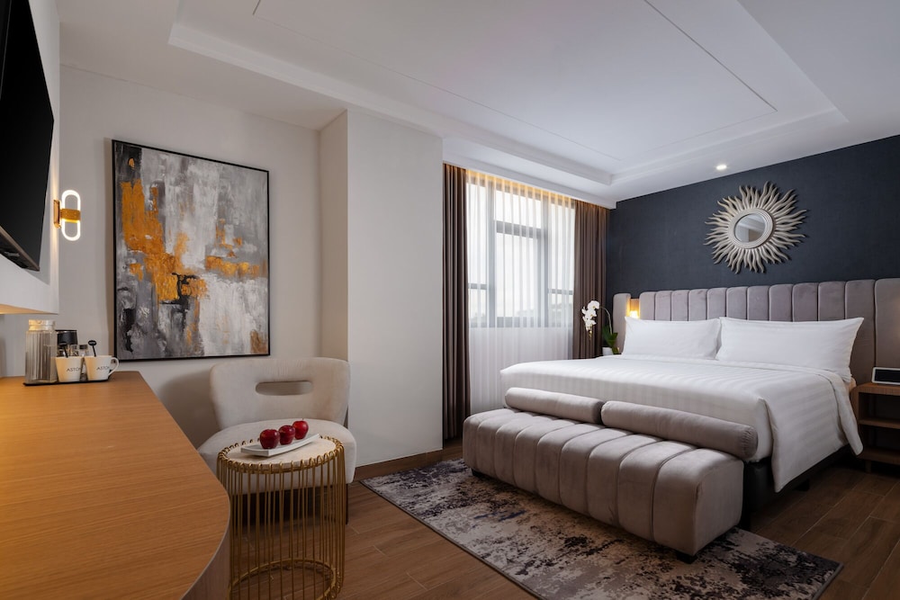 Premier Room