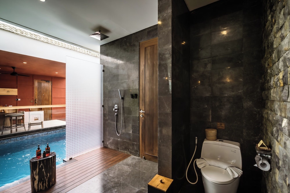Brand New - One Bedroom Villa with Private Pool - Photo 8