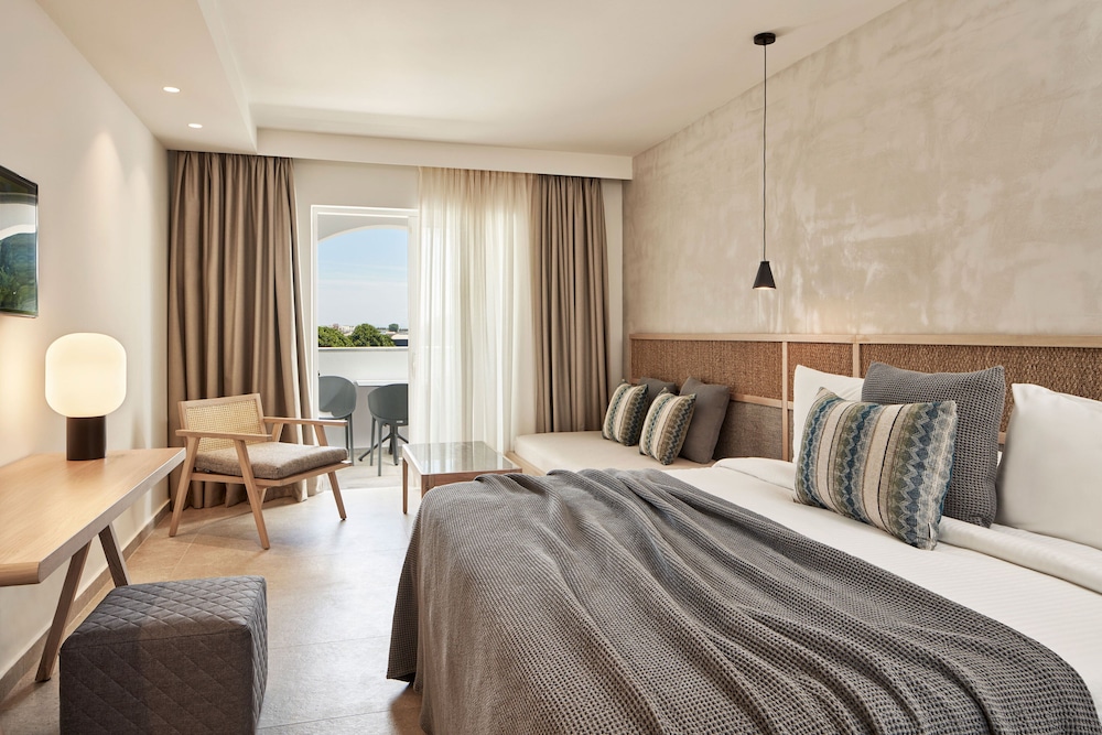 Superior Double Room Inland View