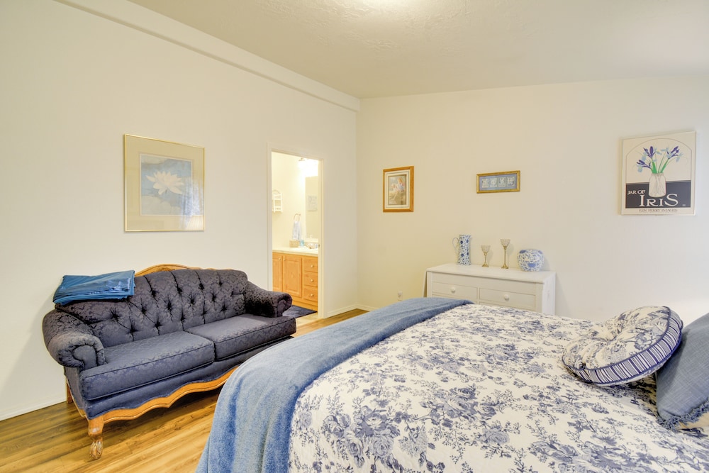 House (2 Bedrooms) photo 1