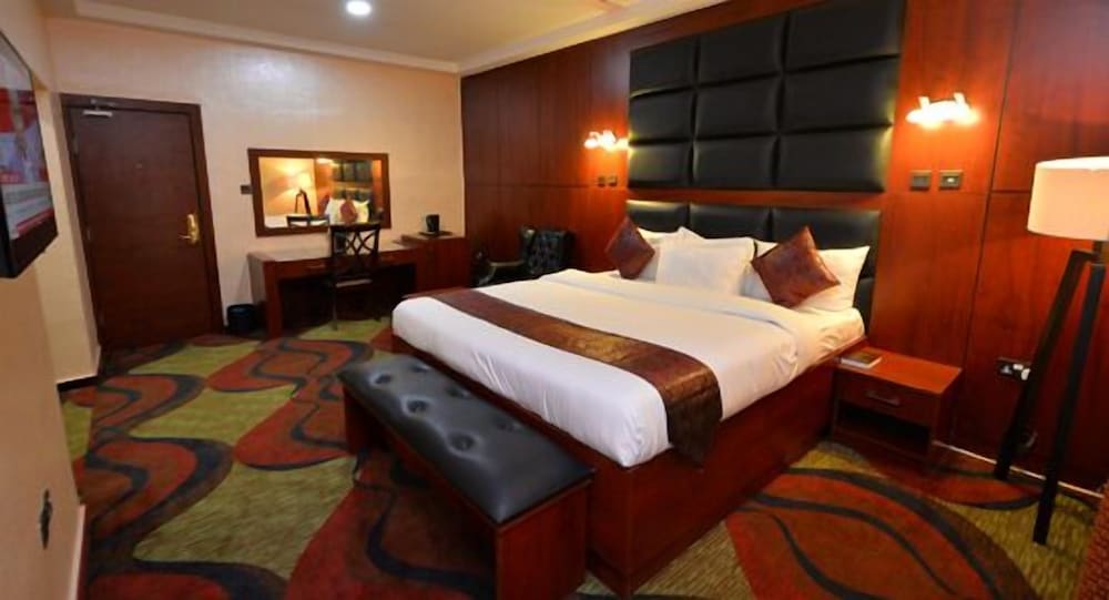 Executive Room photo 1