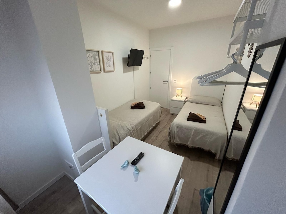 Twin Room, Shared Bathroom