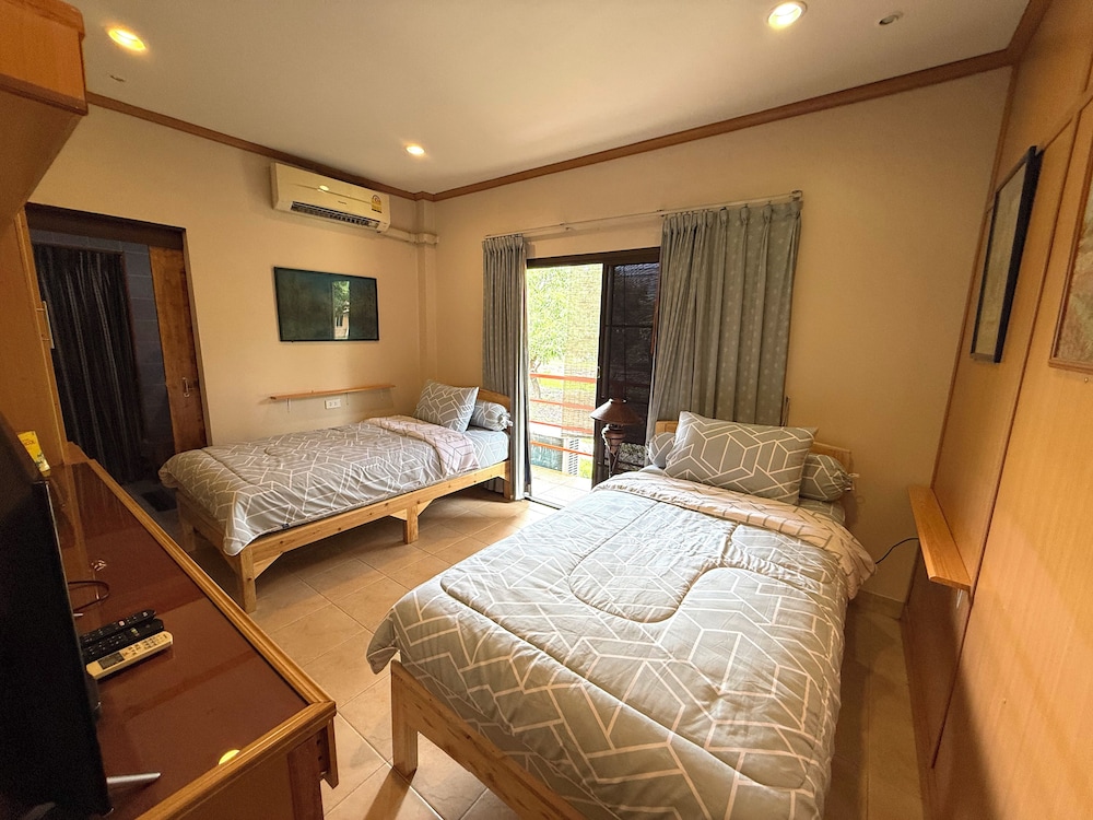 Twin Bed Garden View Room A photo 3