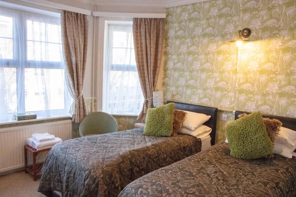 Classic Twin Room, Courtyard View photo 1