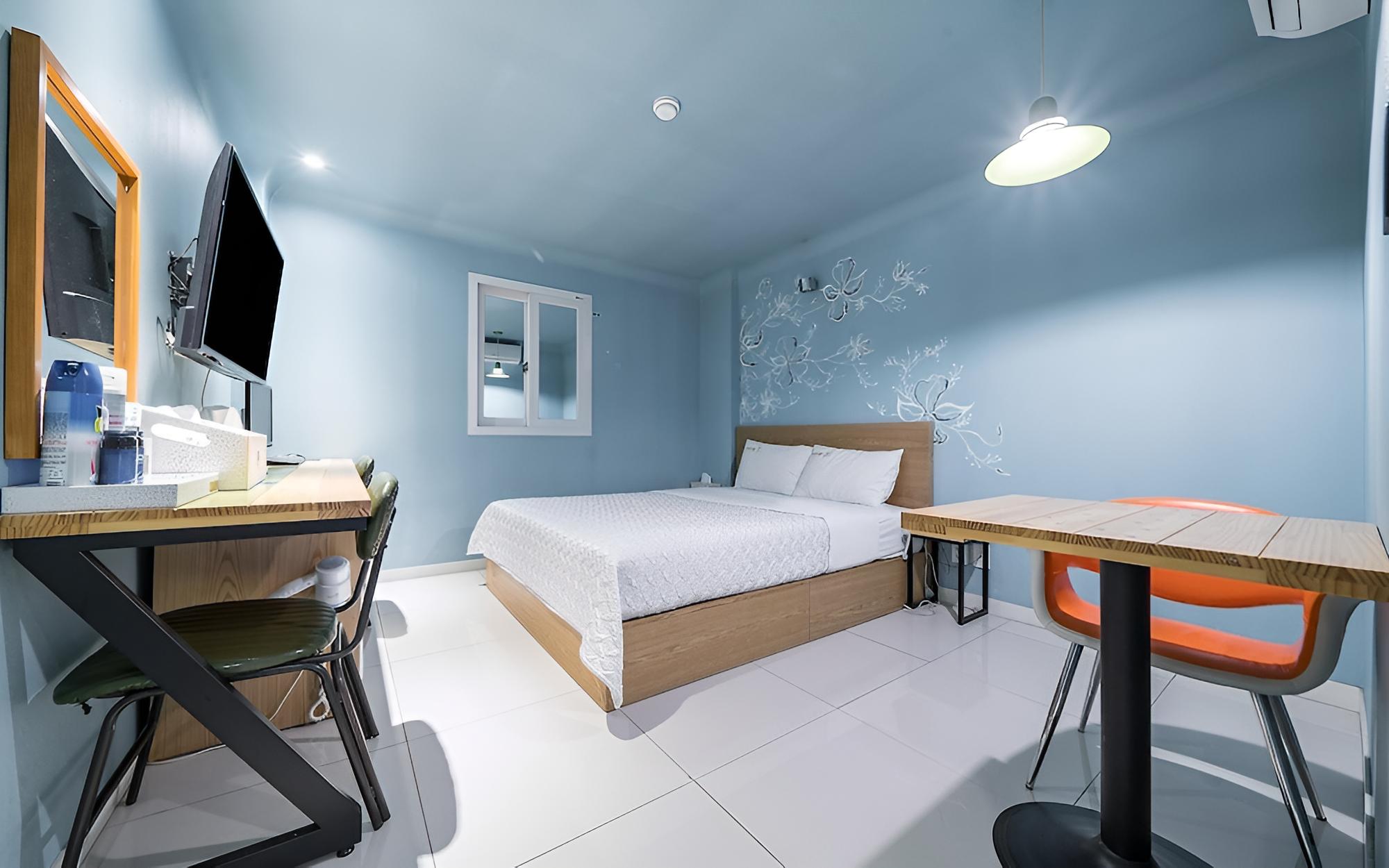 Room (General room A (free Netflix viewing)) - Photo 4