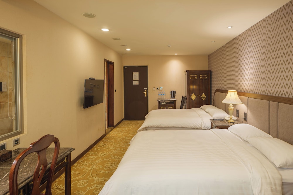 Luxury Twin Room photo 3