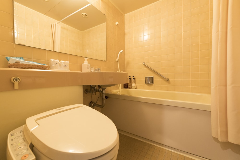 Japanese-Style Room 2F, Non Smoking (No bathroom, No elevator access) - Photo 4