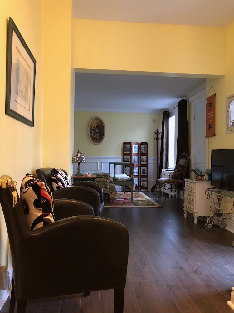Room (Victorian)