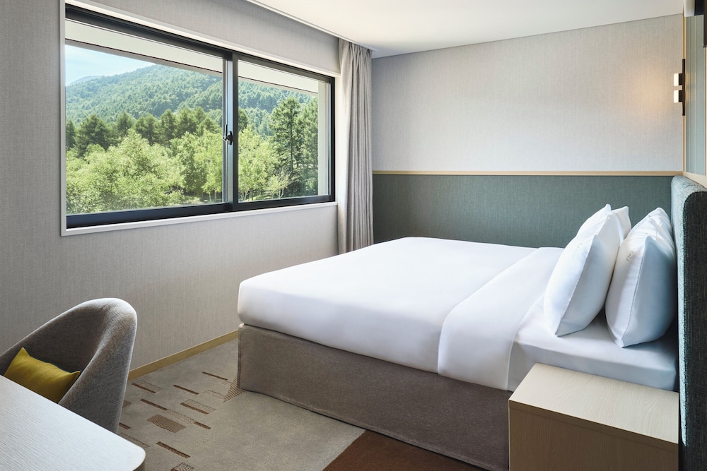 Suite, 1 Bedroom (Forest View)