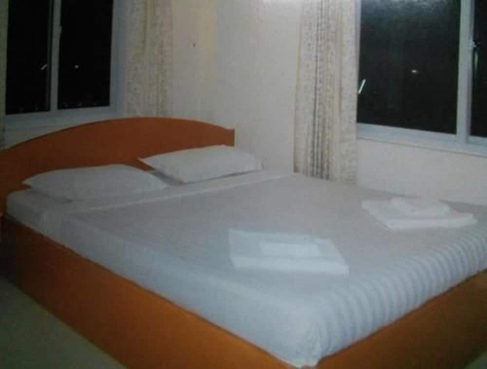 Superior Room, Balcony, Garden View photo 3