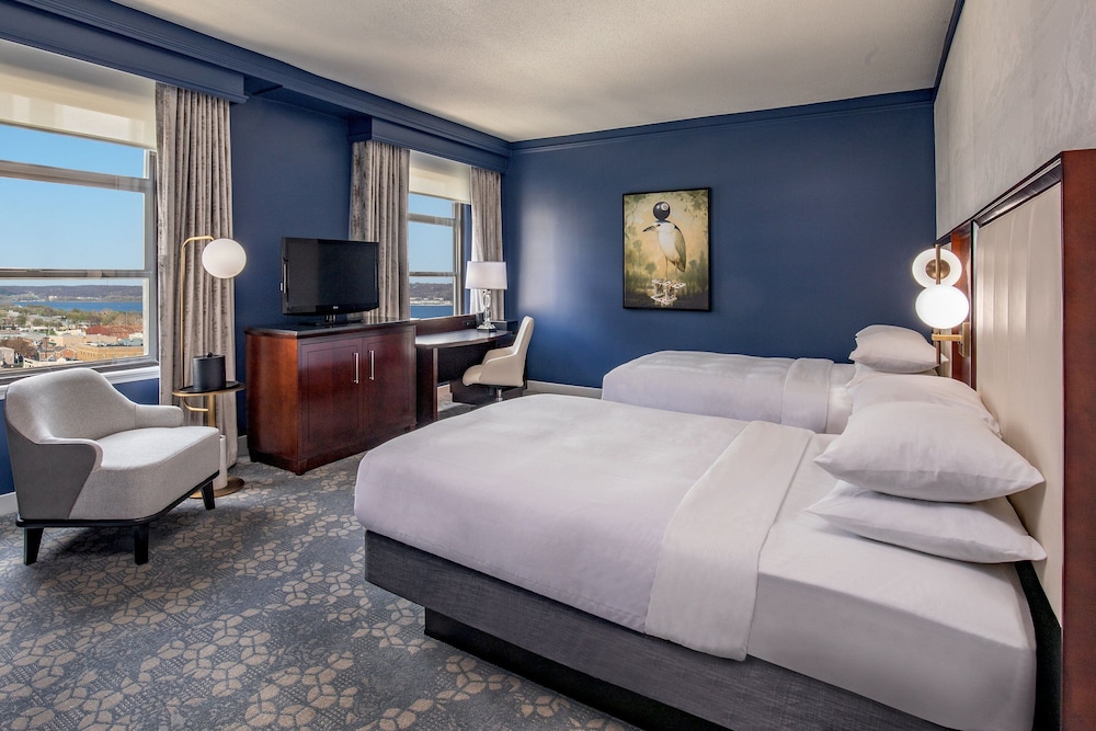 Room, 2 Double Beds - Photo 1