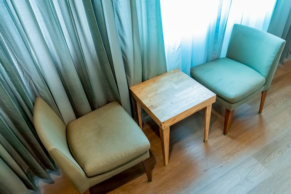 Deluxe Double Room, Corner photo 3