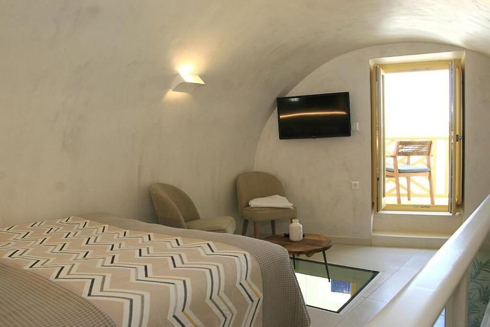 Eris Suite photo 3