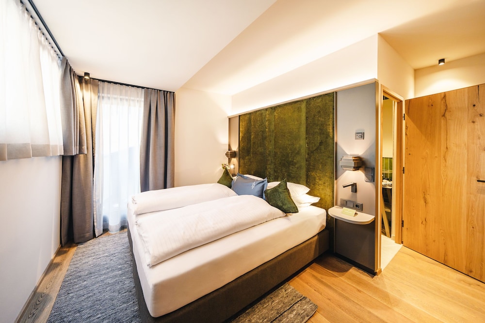 Comfort Double or Twin Room