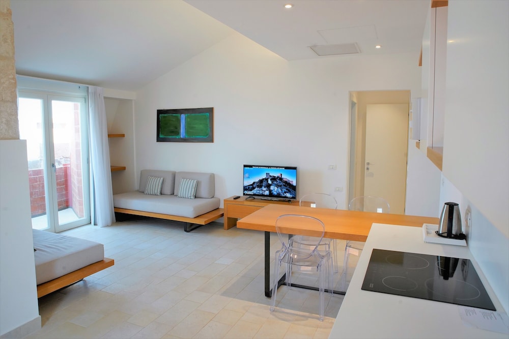 Executive Suite (4 pax) photo 2