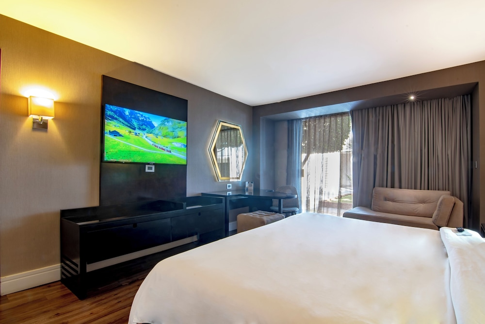 Deluxe Room EXPEDIA - Photo 7