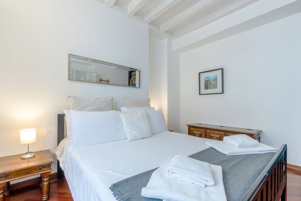 Junior Apartment (Via del Torchio 14)