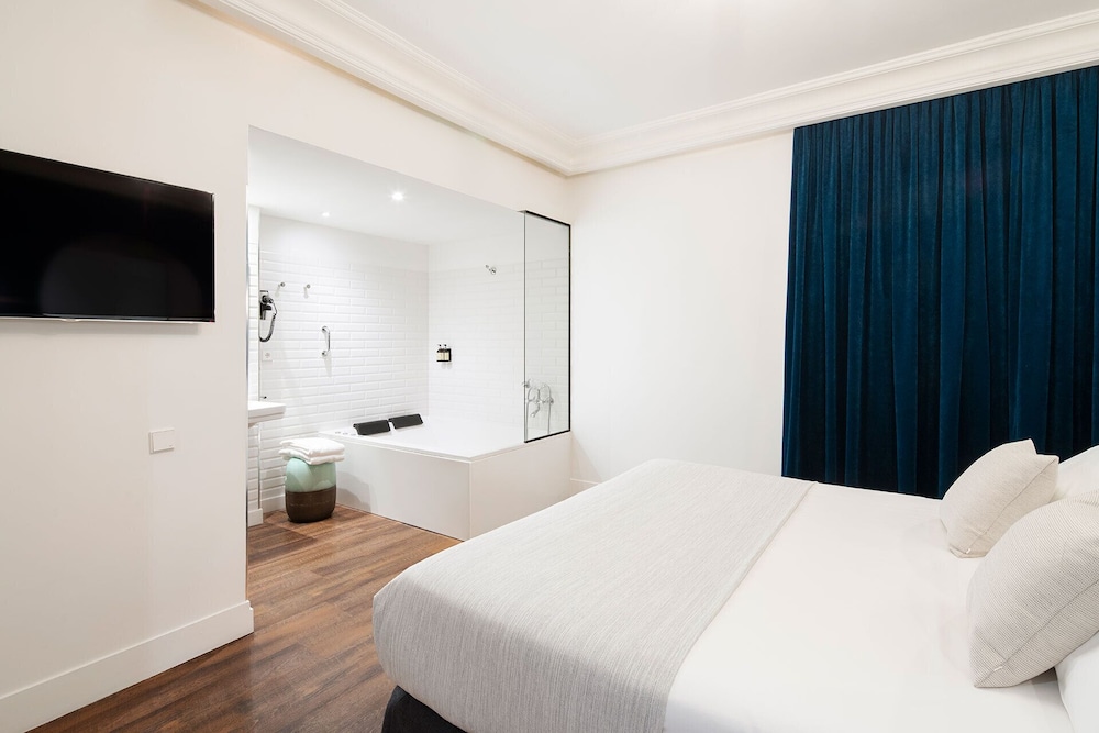 Habitación Doble (Dorada)
