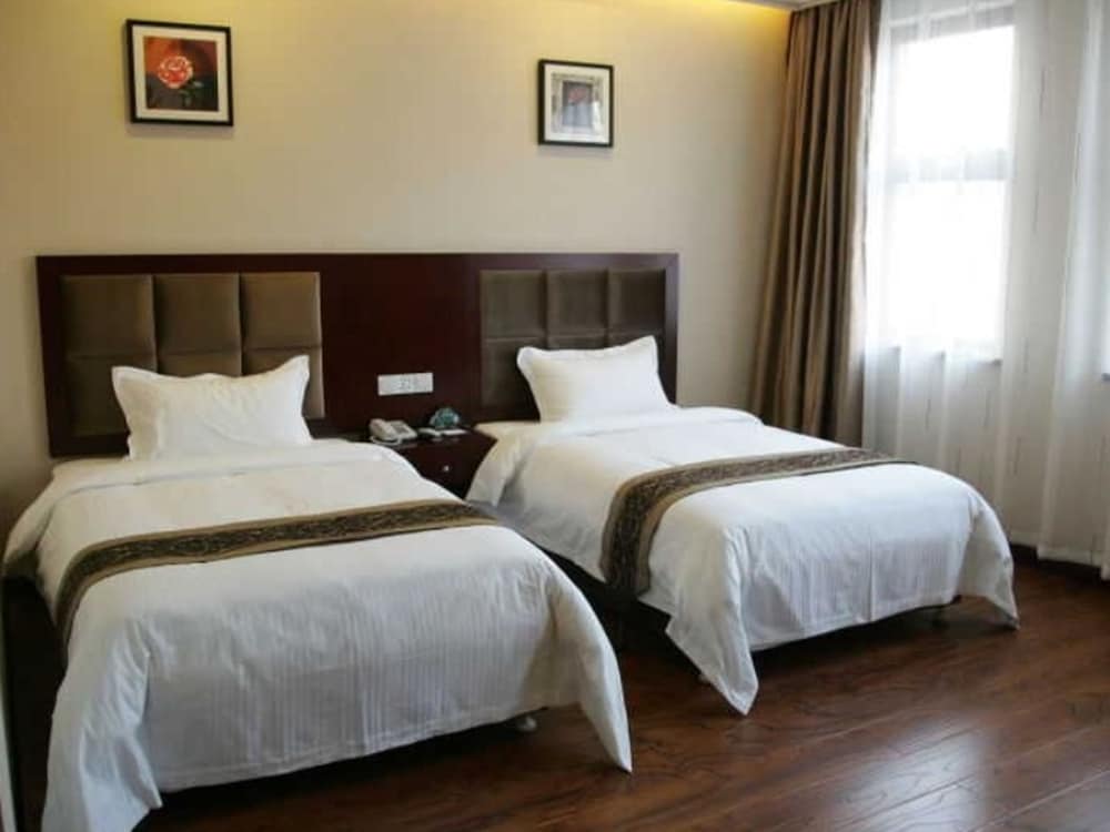 Standard Twin Room photo 1