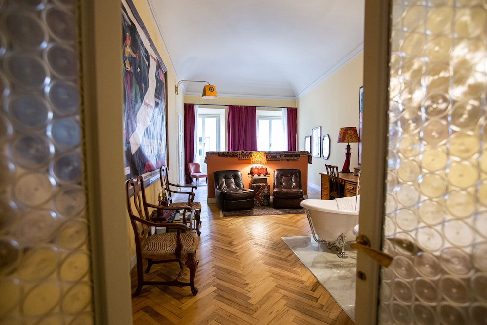 Standard Suite, City View photo 2