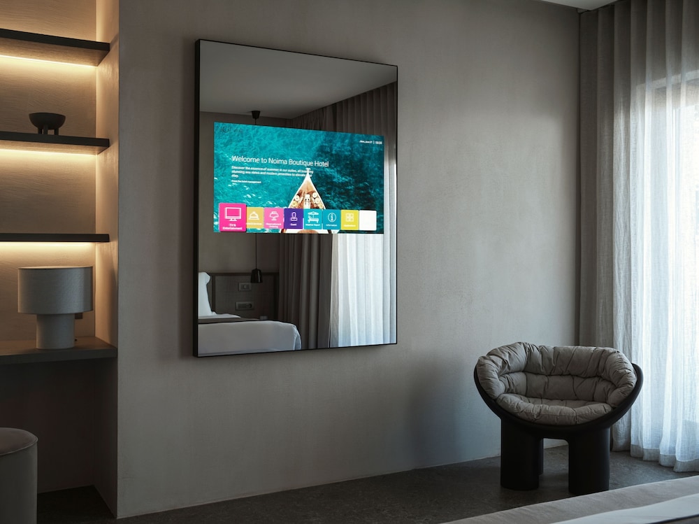 Deluxe Suite, Private Heated Pool, Sea View - Photo 11