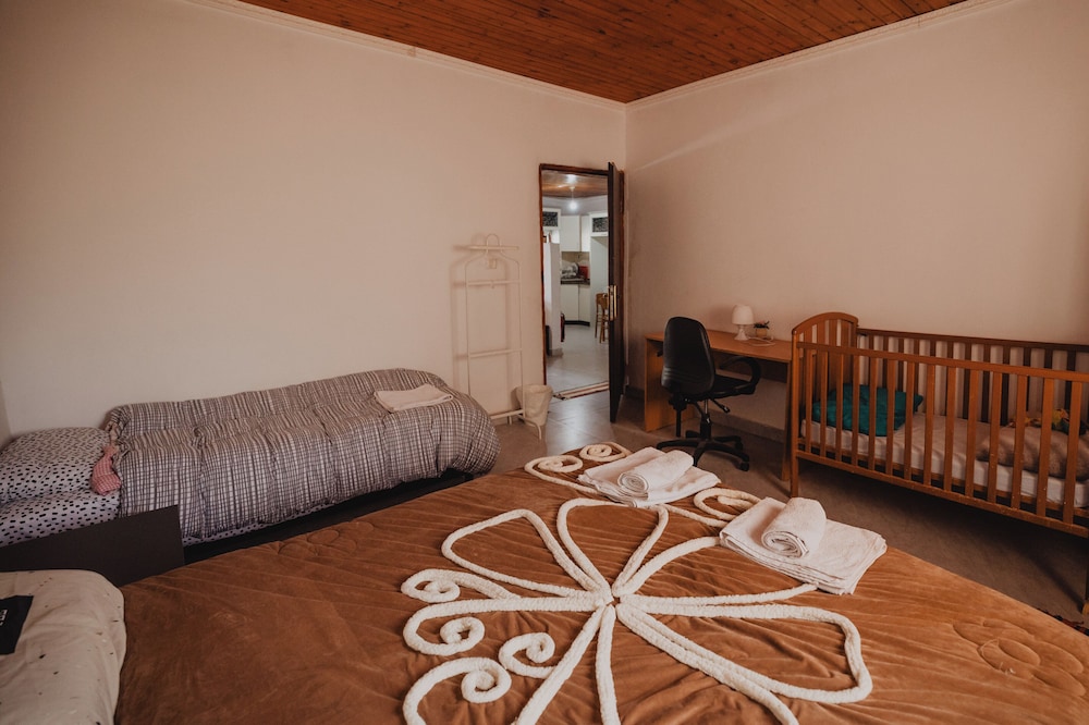 Family House - Photo 1