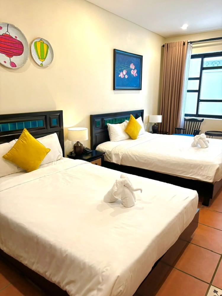 Quadruple Room - Photo 9