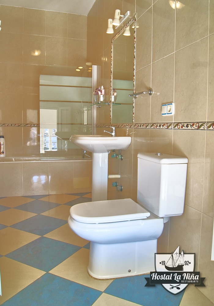 Superior Triple Room photo 2