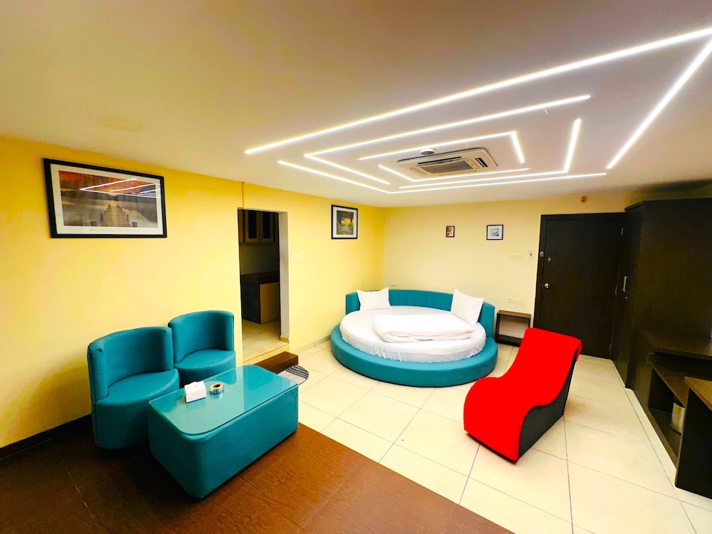 Super Deluxe Room - Photo 4
