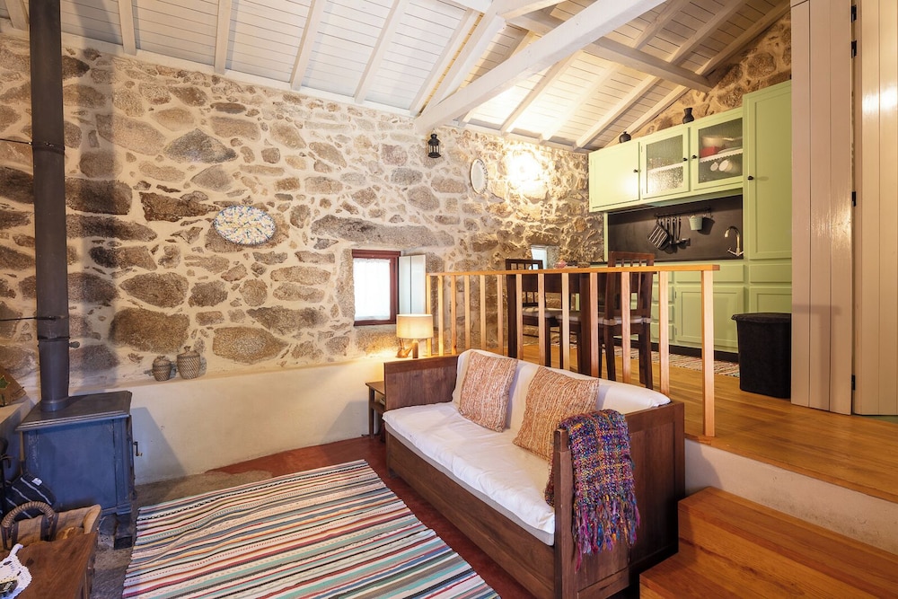 Casa Romântica, 1 Quarto (Casa do Custódio)