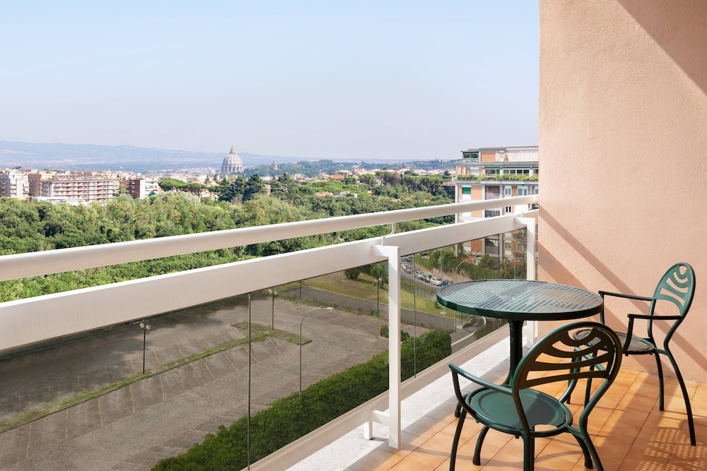Suite, 1 Double Bed, Balcony