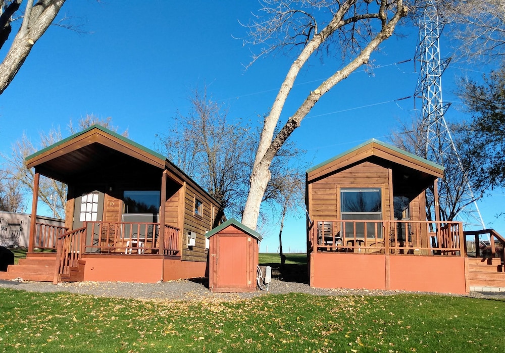 Hide-a-Way Cabin