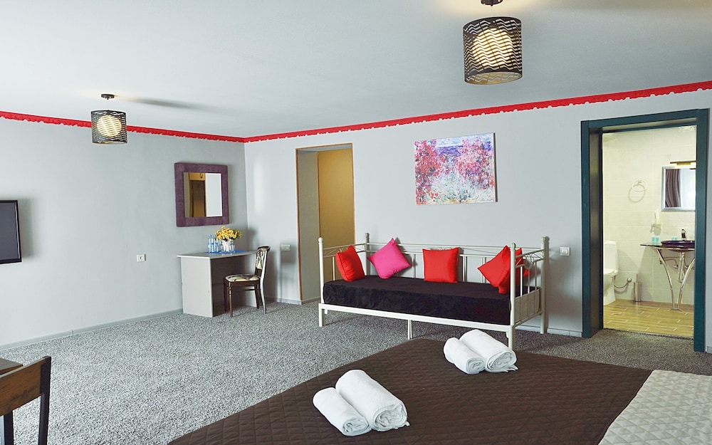 Family Suite photo 3