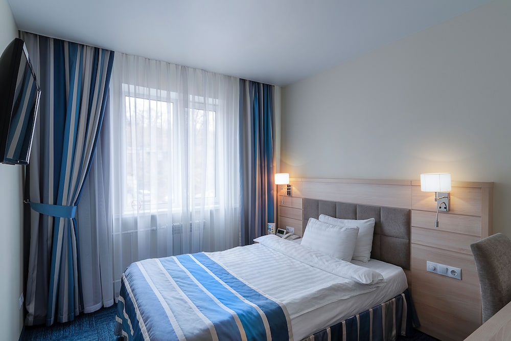 Deluxe Single Room, City View