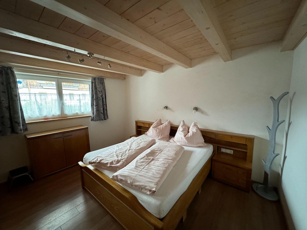 House photo 2