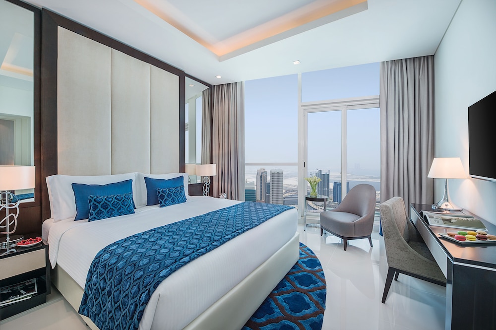 Deluxe Suite, 1 Bedroom (Partial Burj Khalifa View) photo 2