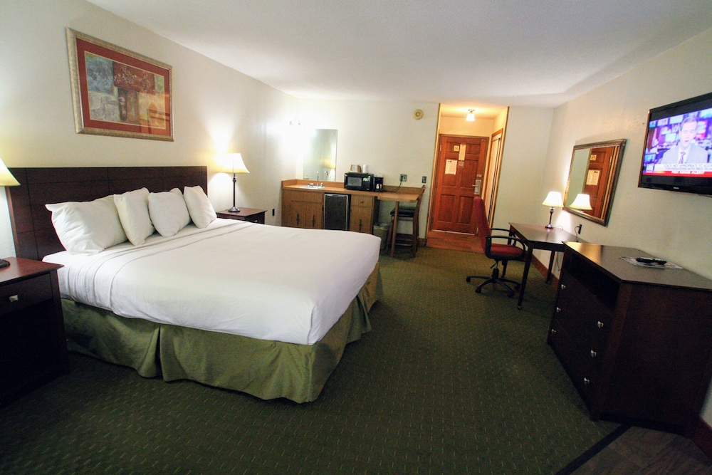 Riverside Deluxe King with Fireplace. photo 3