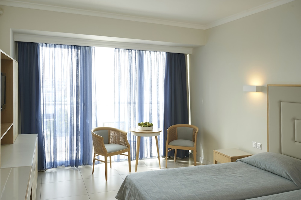Standard Room (Inland View) - Photo 2