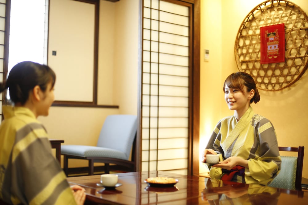 [Main Building] Economy Japanese Style, Non Smoking with Hida Beef Special Kaiseki - Photo 3