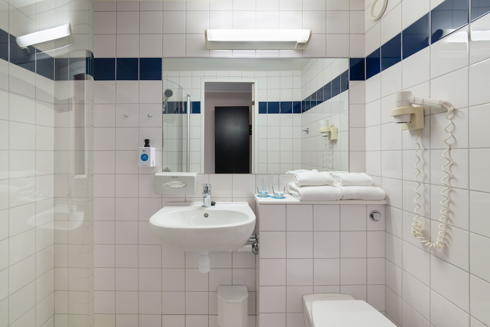 Single Room (Compact) - Photo 4