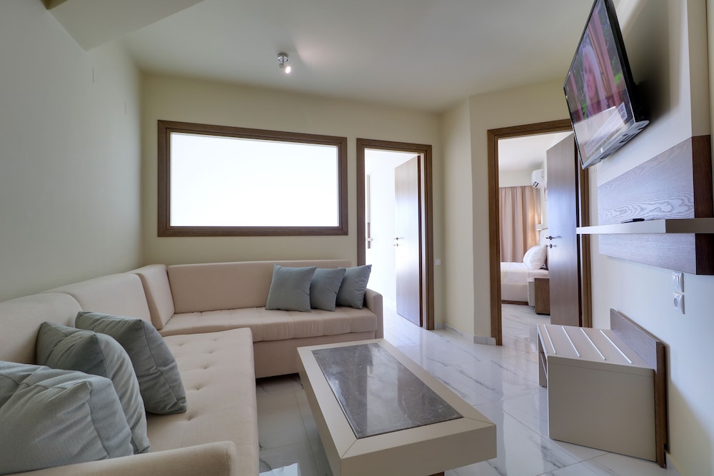 Suite, Sea View photo 1