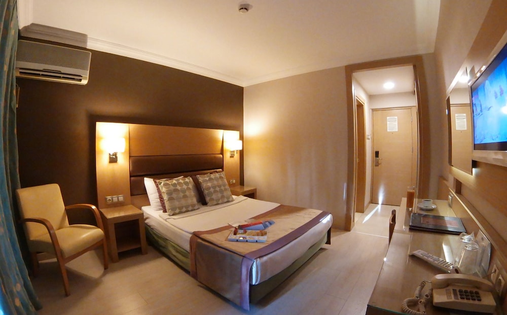 Standard Room photo 3